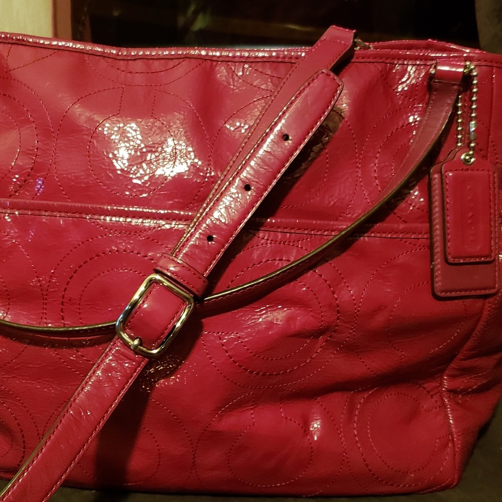Coach Op Art Stitch Diaper bag/Multifunction Tote - Picture 3 of 8